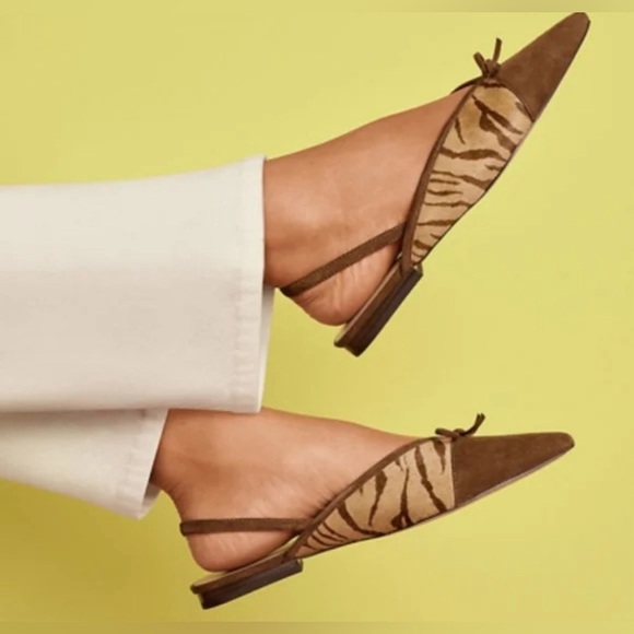 NWOT Ann Taylor Tiger Print Slingback Flats - Picture 2 of 4